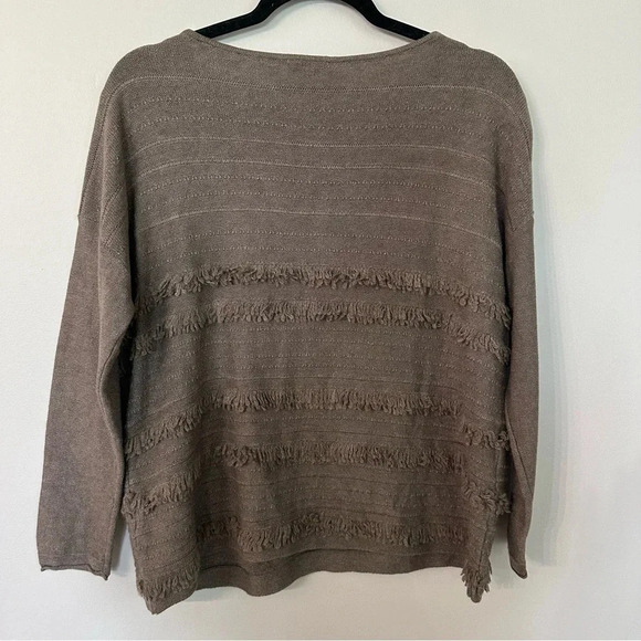 J. Jill Women’s Long Sleeve Taupe Rounded Neck Fringe Detail Sweater Sz XSP GUC - Picture 8 of 8